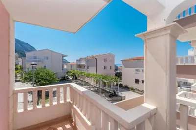 Pogled na planine ili pogled na planine iz apartmana