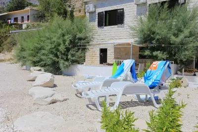 Zgrada u kojoj se nalazi apartman