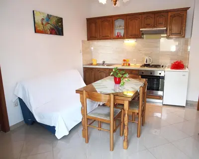 Kuhinja ili čajna kuhinja u objektu Apartman Marija