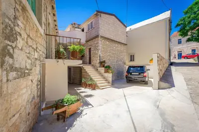 Zgrada u kojoj se nalazi apartman