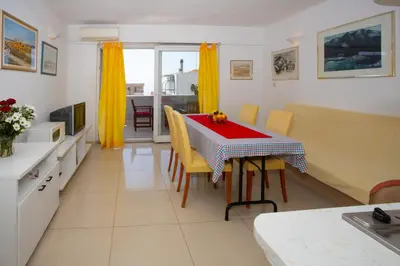 TV i/ili zabavni centar u objektu Apartmani Slobodan