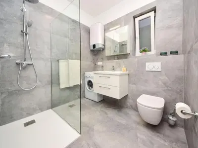 Kupaonica u objektu Holiday Apartement Marija Supetar with private pool