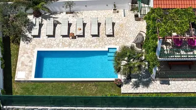 Bazen u objektu Villa Josip near Omiš , private pool ili u blizini
