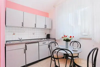 Kuhinja ili čajna kuhinja u objektu Apartments with parking space Marusici, Omis - 18497