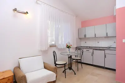 Kuhinja ili čajna kuhinja u objektu Apartments with parking space Marusici, Omis - 18497