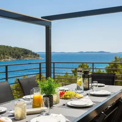 WATERFRONT SEA DREAM VILLA