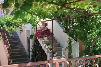 Vrt u objektu Apartments Brti
