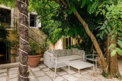 Vrt u objektu Villa Potoka Palace 4 Bedroom Villa Central And Private Setting