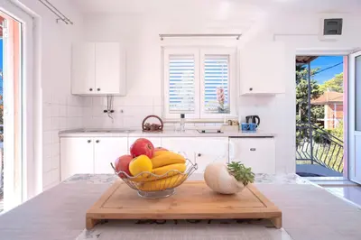Kuhinja ili čajna kuhinja u objektu Apartment Katarina Vrboska