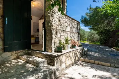 Zgrada u kojoj se nalazi apartman