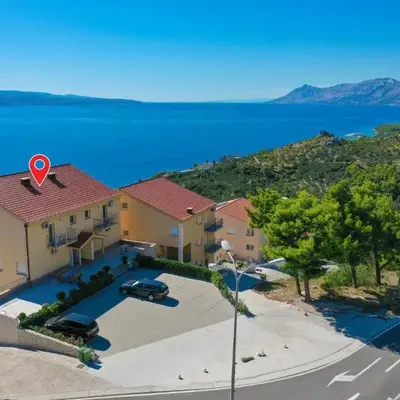 Gorgeous Apartment In Krvavica With Wifi