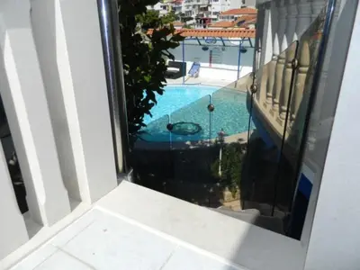 Bazen u objektu Villa Elit ili u blizini