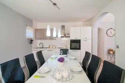 Kuhinja ili čajna kuhinja u objektu Apartment Maria
