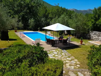 Bazen u objektu Isolated Villa Terna -Big Garden-Pool-Dalmatia ili u blizini