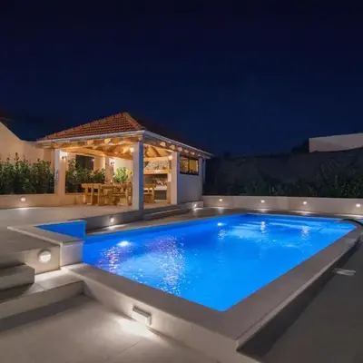 Villa Milena with heated pool and jacuzzi