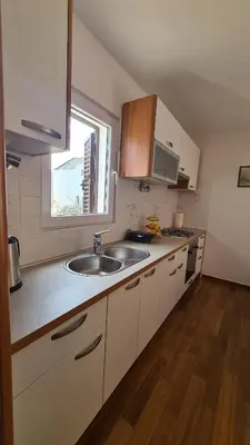 Kuhinja ili čajna kuhinja u objektu Apartment Antonia