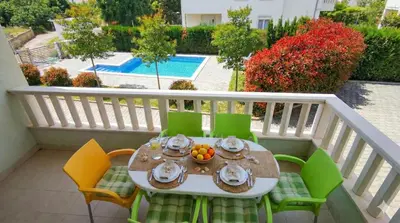 Bazen u objektu Apartment Veronika ili u blizini