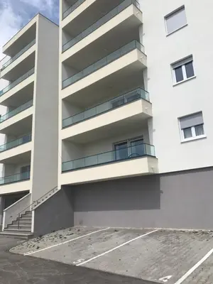 Zgrada u kojoj se nalazi apartman