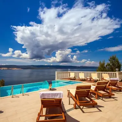 Villa MIRNA with heated pool & whirlpool
