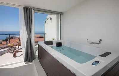 Pogled na more ili pogled na more iz apartmana