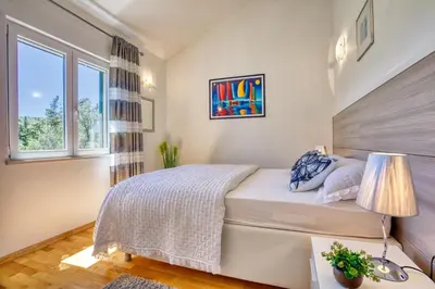 Krevet ili kreveti u jedinici u objektu Villa SAN with heated pool, traditional surroundings, 3-bedrooms