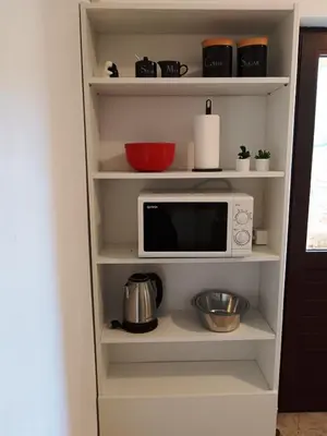 Kuhinja ili čajna kuhinja u objektu Apartment in Povlja with terrace, air conditioning, WiFi 4991-1