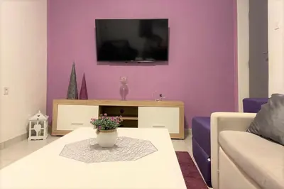 TV i/ili zabavni centar u objektu Apartment Aleric Makarska
