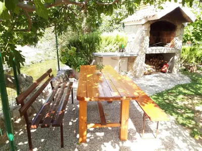 Vrt u objektu House with large garden right next to the river