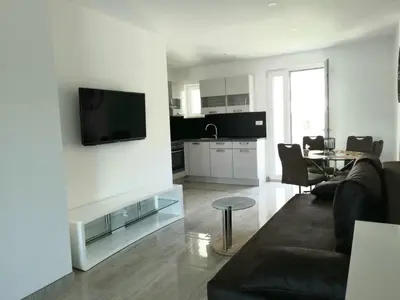 TV i/ili zabavni centar u objektu Angel wing