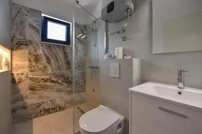 Kupaonica u objektu Lazaneo Seafront Apartments, Jelsa Hvar