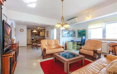 Tlocrt objekta Apartment - Sleeps 6 - Jacuzzi - Seaside - Parking