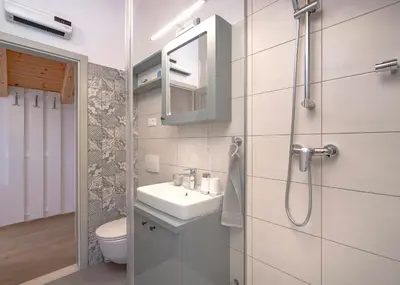 Kupaonica u objektu Villa Zanino