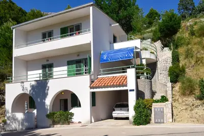 Zgrada u kojoj se nalazi apartman