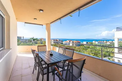 Balkon ili terasa u objektu Villa Ana perfect for families with kids and groups,House with heated Pool