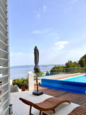 Bazen u objektu Seaview pool apartment-Lumière, Island Hvar-Gdinj ili u blizini