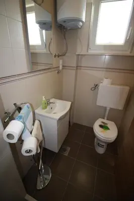 Kupaonica u objektu Privatna Soba Gita