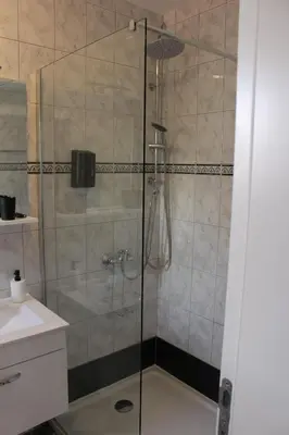 Kupaonica u objektu Apartments Riljic