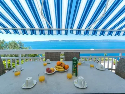 Hrana u apartmanu ili u blizini