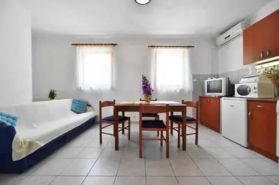 Kuhinja ili čajna kuhinja u objektu Apartments Nikola