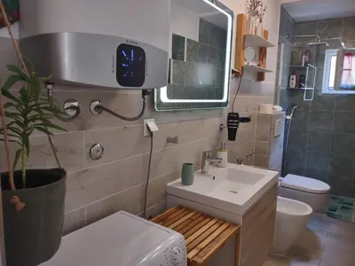 Kupaonica u objektu Stone Villa Hvar Ana & Nikola Villas