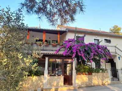 Zgrada u kojoj se nalazi apartman