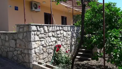 Zgrada u kojoj se nalazi apartman