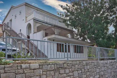 Zgrada u kojoj se nalazi apartman