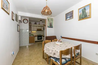 Kuhinja ili čajna kuhinja u objektu Apartments Neno