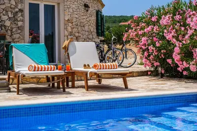 Bazen u objektu House Villa Getaway ili u blizini