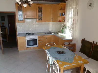 Kuhinja ili čajna kuhinja u objektu Rooms Jakirusa