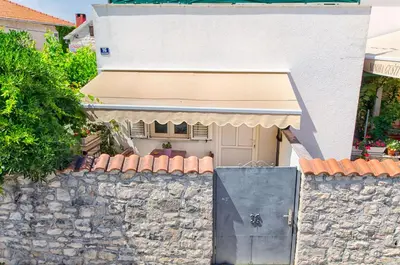 Zgrada u kojoj se nalazi apartman