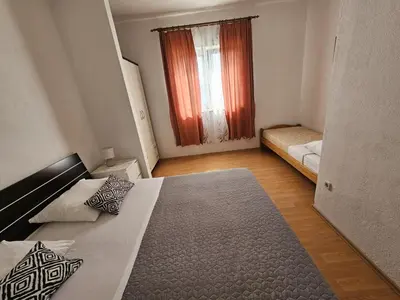 Krevet ili kreveti u jedinici u objektu Apartment in Duce with sea view, balcony, air conditioning, W-LAN 5067-2
