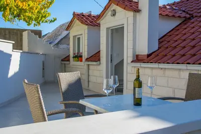 Zgrada u kojoj se nalazi apartman