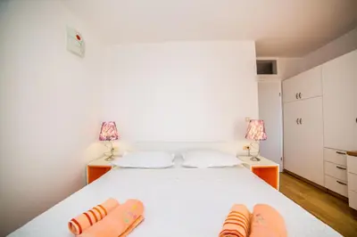 Krevet ili kreveti u jedinici u objektu Apartment in Bol with sea view, terrace, air conditioning, WiFi 3739-3